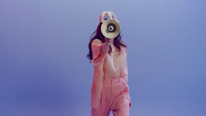 %ec%84%a0%ec%9a%b0%ec%a0%95%ec%95%84-sunwoo-jung-a-%eb%b4%84%ec%b2%98%eb%85%80-spring-girls-mv-1-22